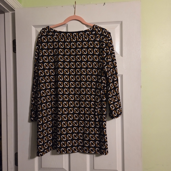 Liz Claiborne Black and Yellow Floral Tunic - Picture 4 of 4
